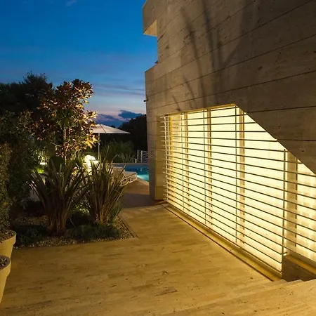 Beachfront Villas *