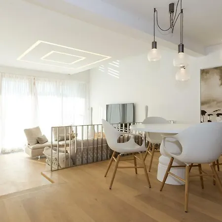 Villa Beachfront Villas *