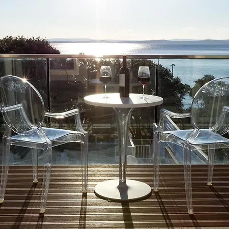 Beachfront Villas Petrčane