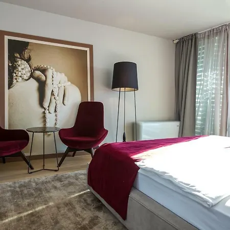 Beachfront Villas * Petrcane