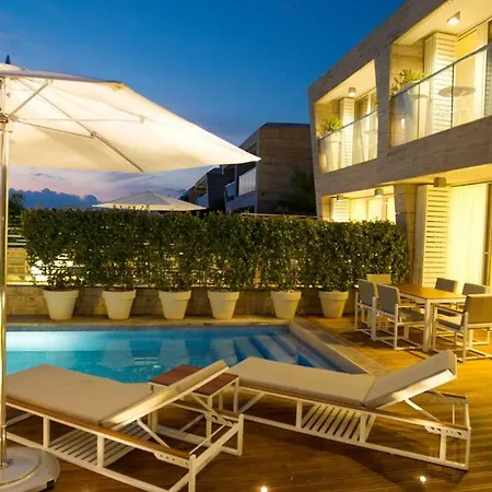 Beachfront Villas Villa Petrcane