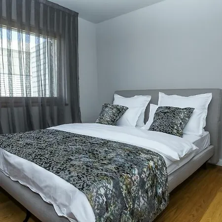 Villa Beachfront Villas *